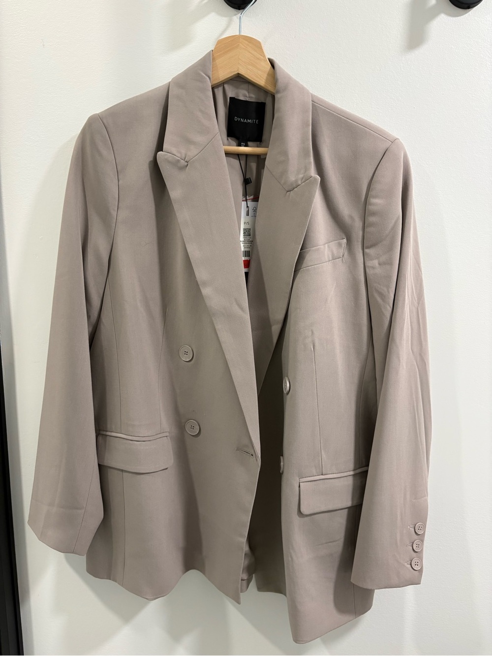 DYNAMITE DOUBLE BREASTED OVERSIZED BLAZER